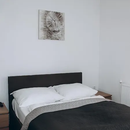 Sokolska Apartment Prague Exterior photo